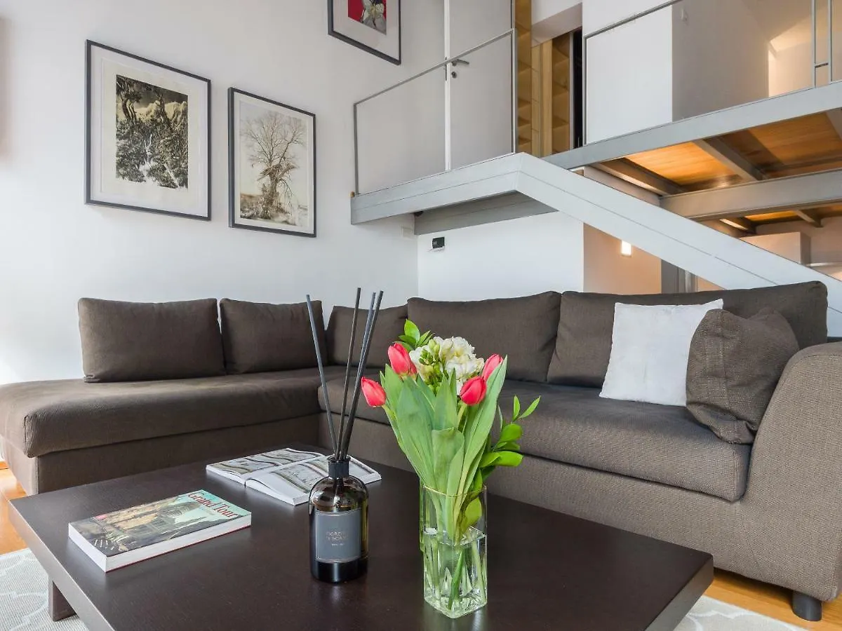 Apartment Loft In Trastevere Rome Italy