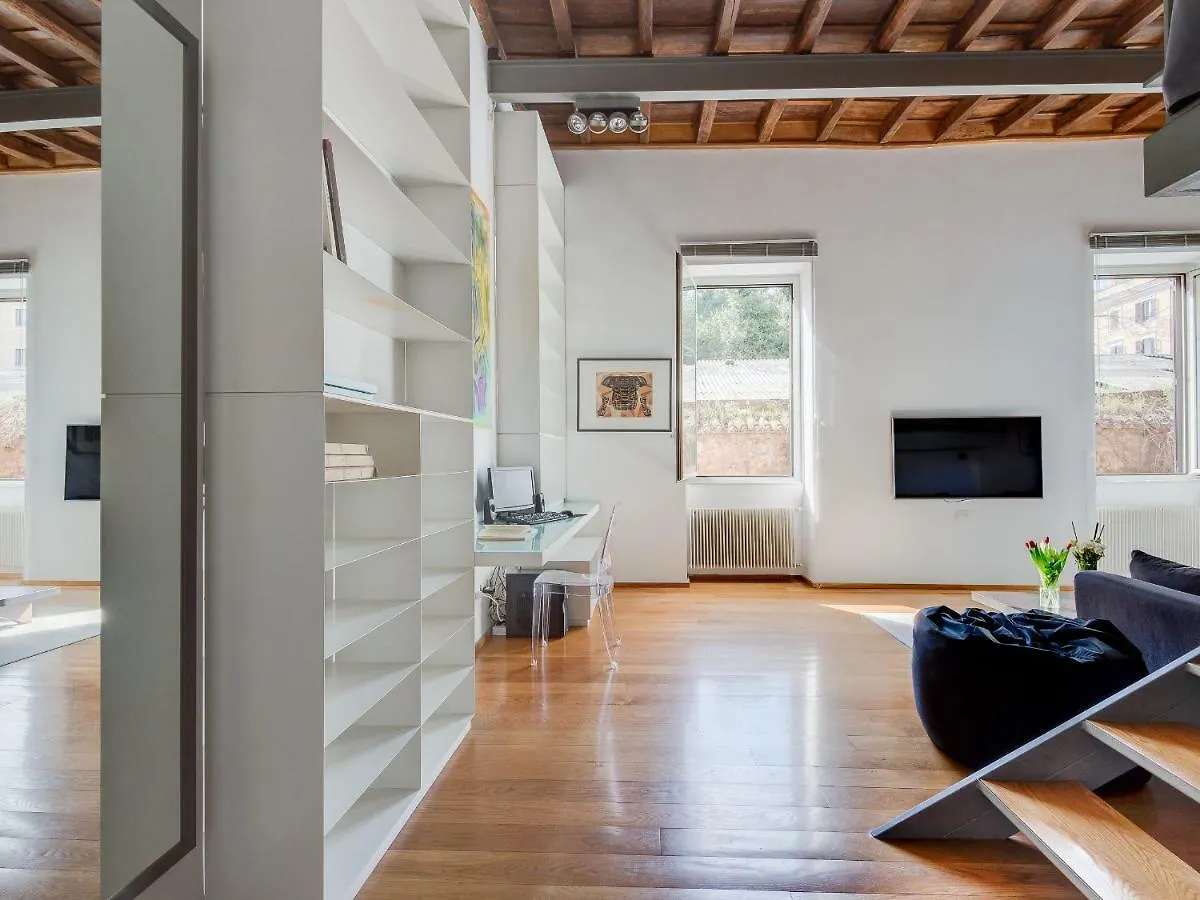 Loft In Trastevere Roma Appartamento